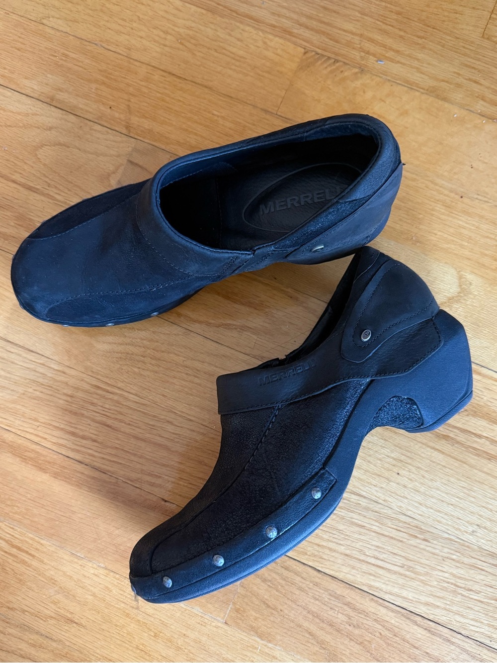 Merrell Womens Black Slip-On Comfort Clogs